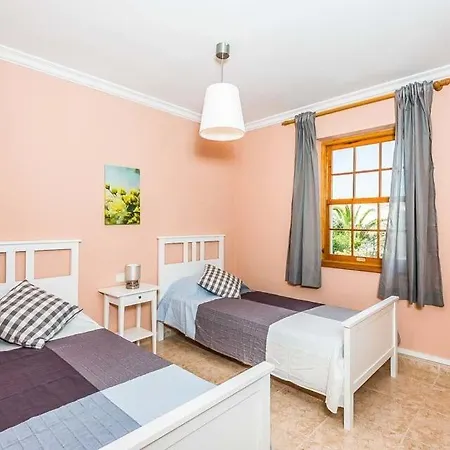 Sleeps 7 Pool Air Con Wifi Villa *