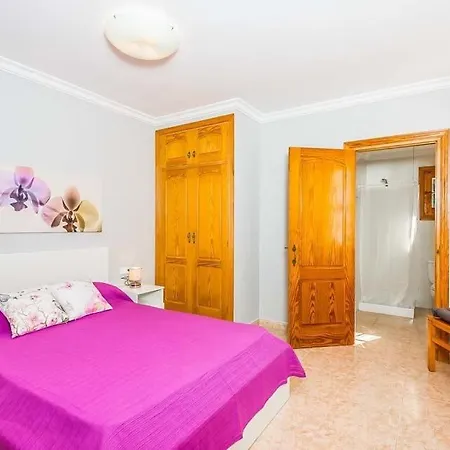 Sleeps 7 Pool Air Con Wifi * سون بارك